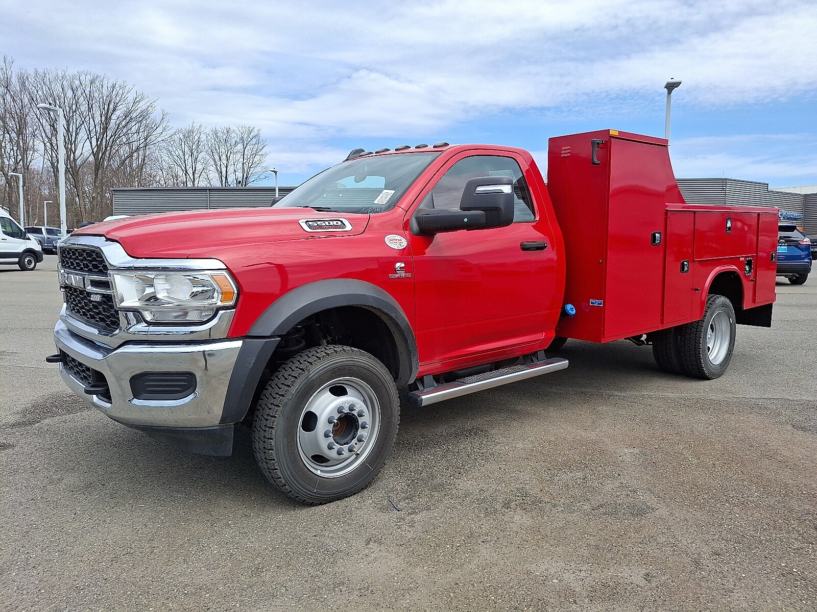 2024 Ram 5500 Tradesman SLT photo 2