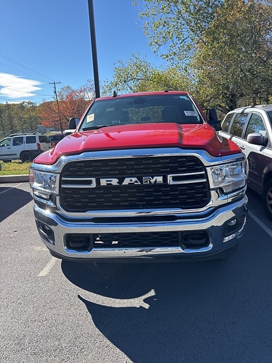 2024 Ram 2500 Big Horn photo 4