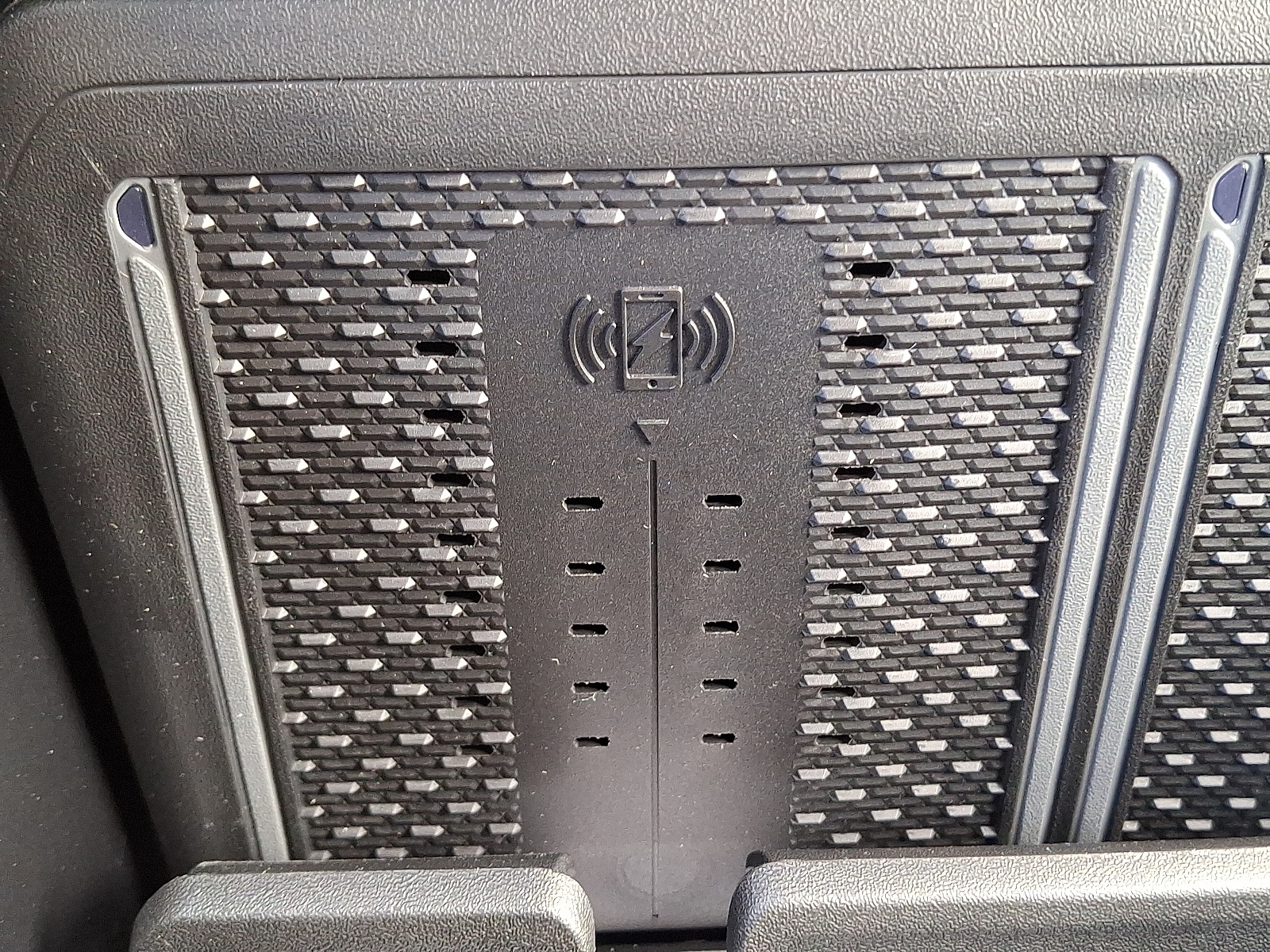 2026 RAM 2500 Laramie - Photo 19