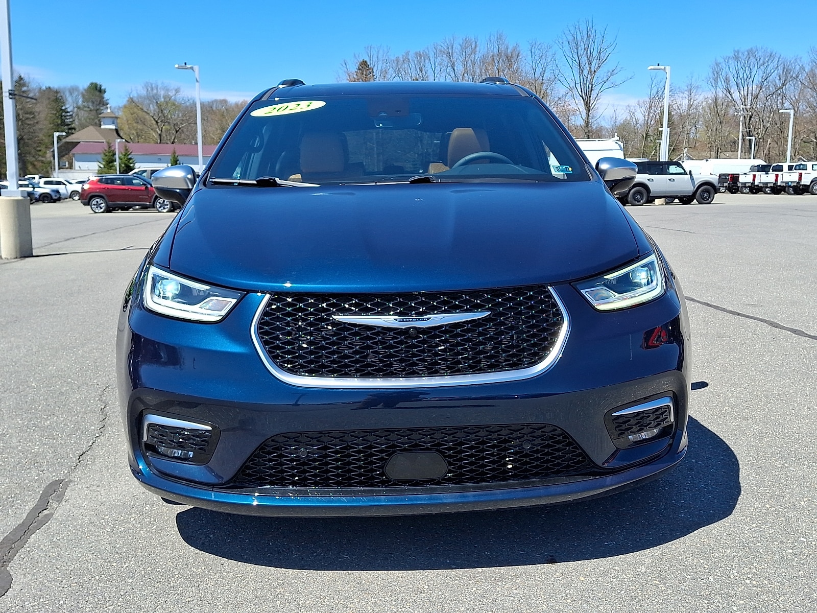 Certified 2023 Chrysler Pacifica Hybrid Pinnacle with VIN 2C4RC1N75PR501010 for sale in Mount Pocono, PA