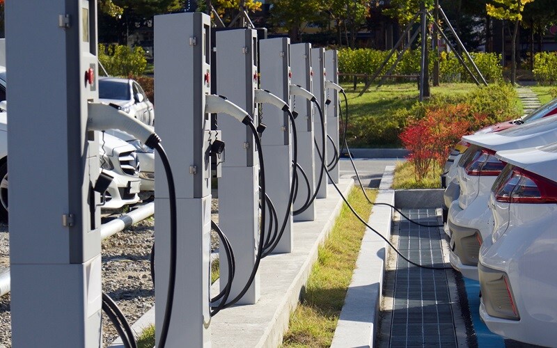 Where Do I Charge an Electric Vehicle?