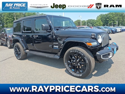 2023 Jeep Wrangler 4xe Sahara SUV