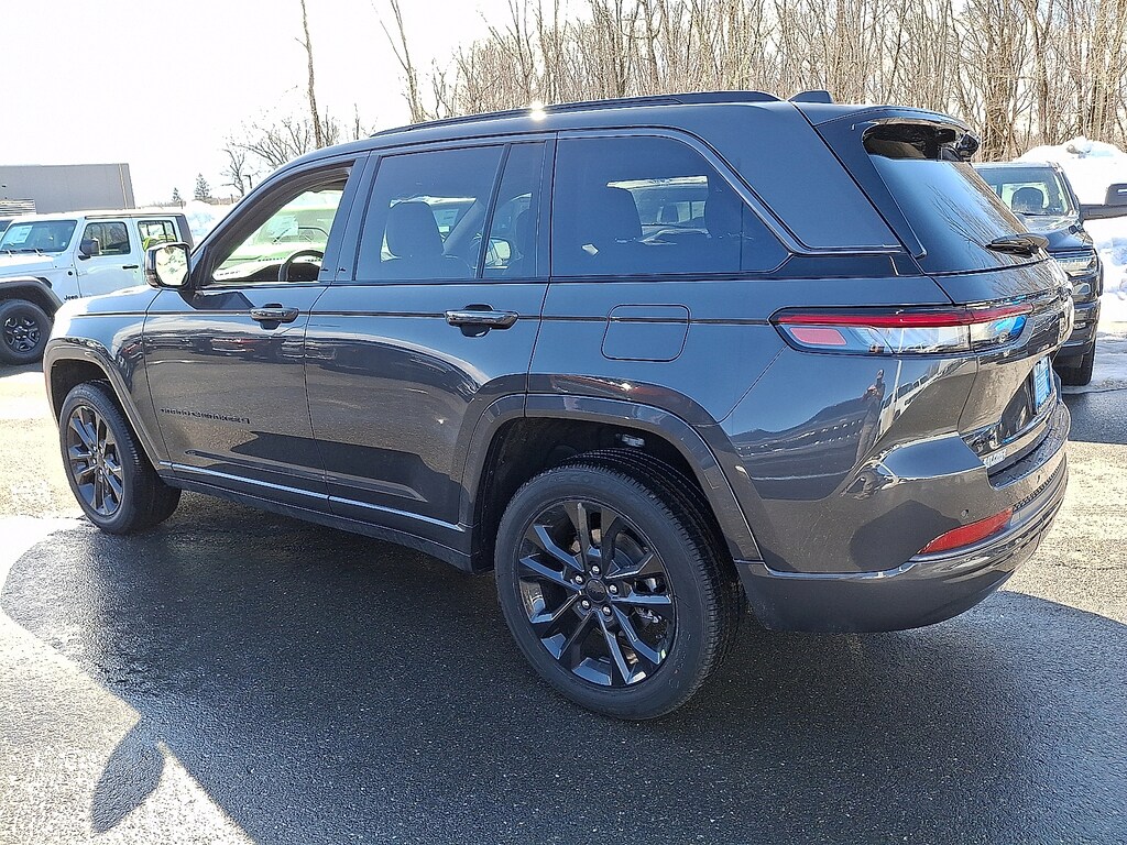 New 2026 Jeep Grand Cherokee Limited Reserve 4x4 Sport Utility