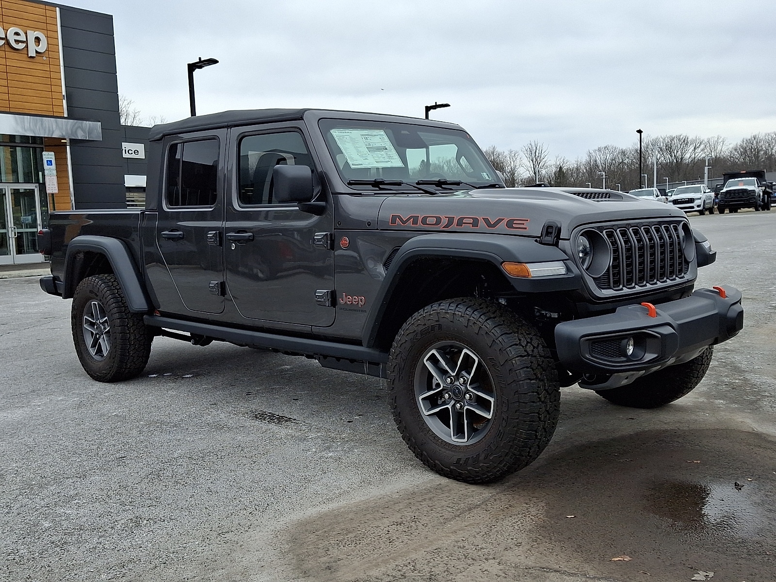 2026 Jeep Gladiator Mojave Auto's photo
