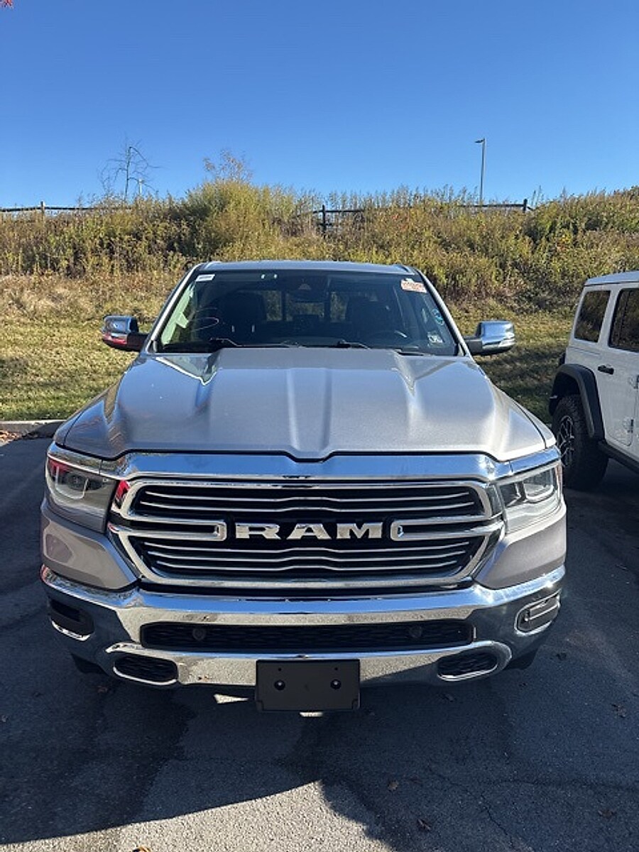 2022 Ram 1500 Laramie photo 2