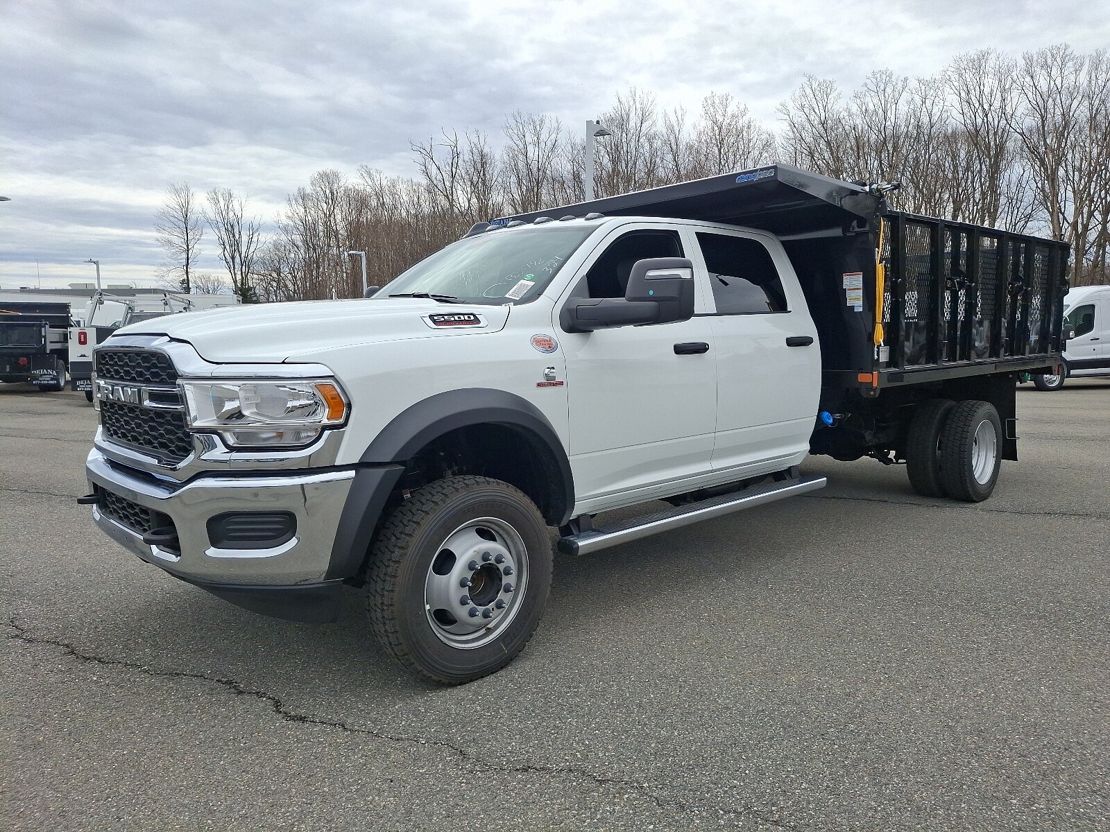 2024 Ram 5500 Tradesman photo 2