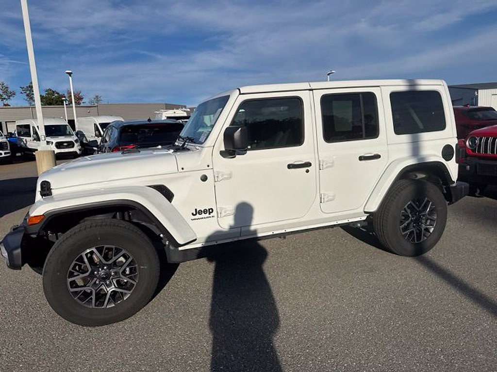 Used 2026 Jeep Wrangler Sahara SUV