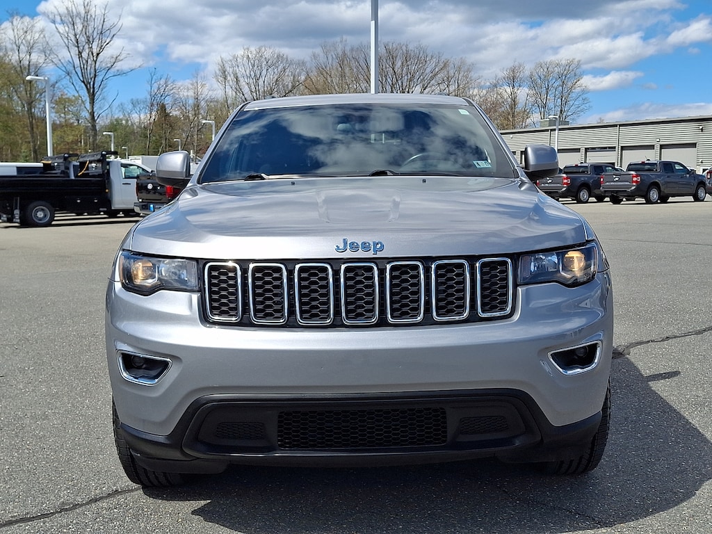 Used 2018 Jeep Grand Cherokee Laredo 4x4 SUV