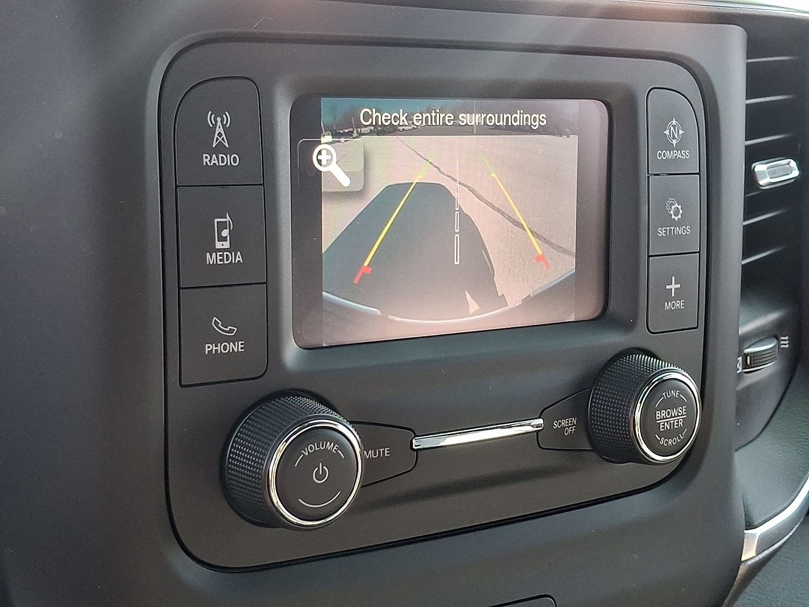 2024 RAM Ram 3500 Pickup Big Horn - Photo 17