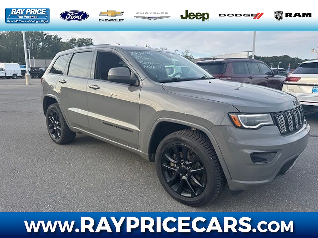 Used 2021 Jeep Grand Cherokee Laredo SUV