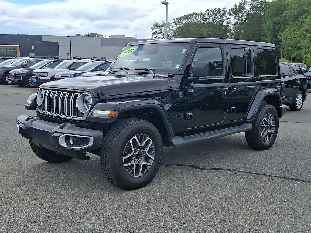 Certified 2025 Jeep Wrangler Sahara SUV