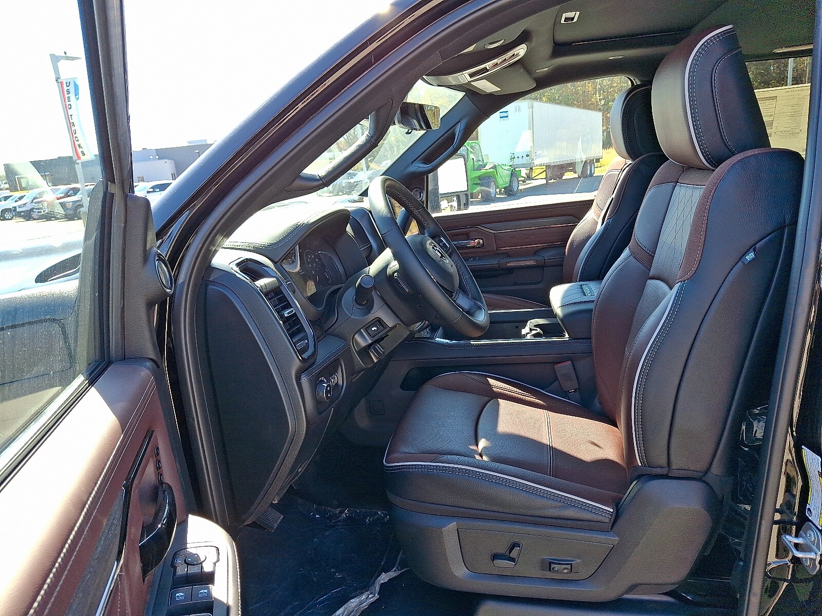 2026 RAM 2500 Limited - Photo 9