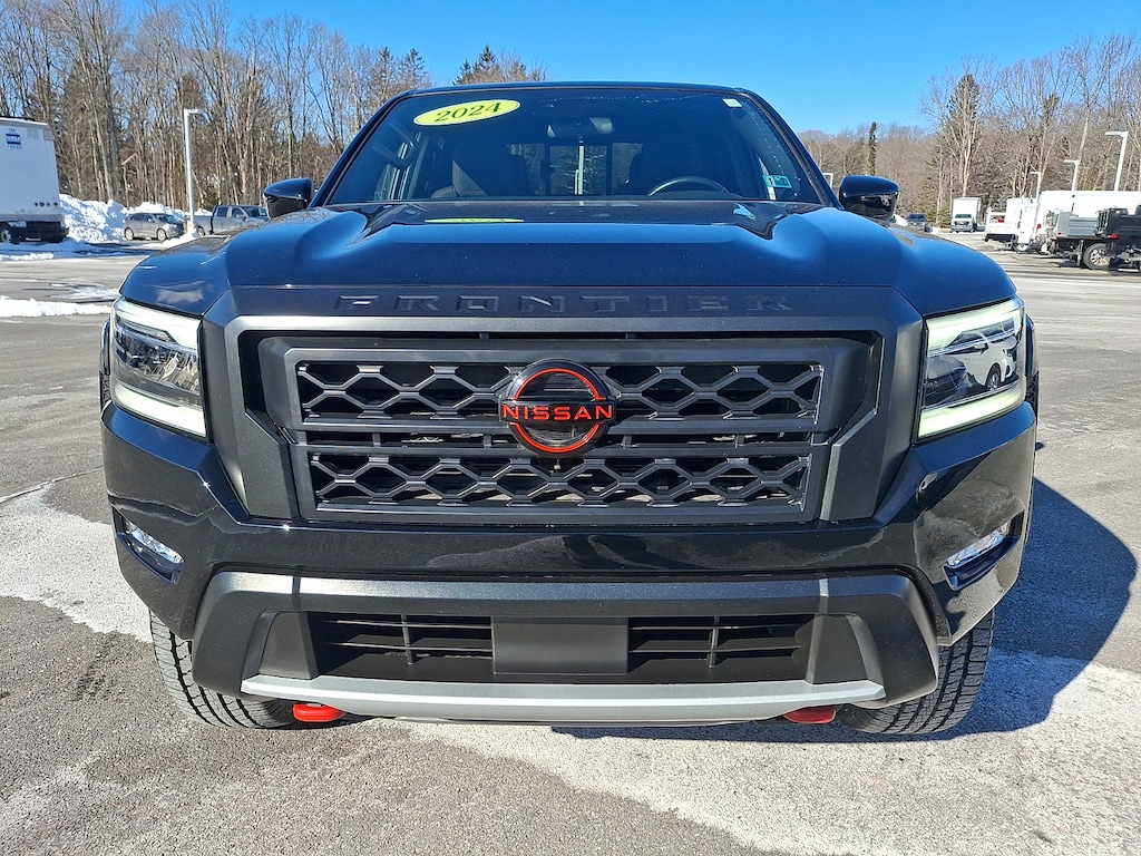 Used 2024 Nissan Frontier PRO-4X Truck Crew Cab