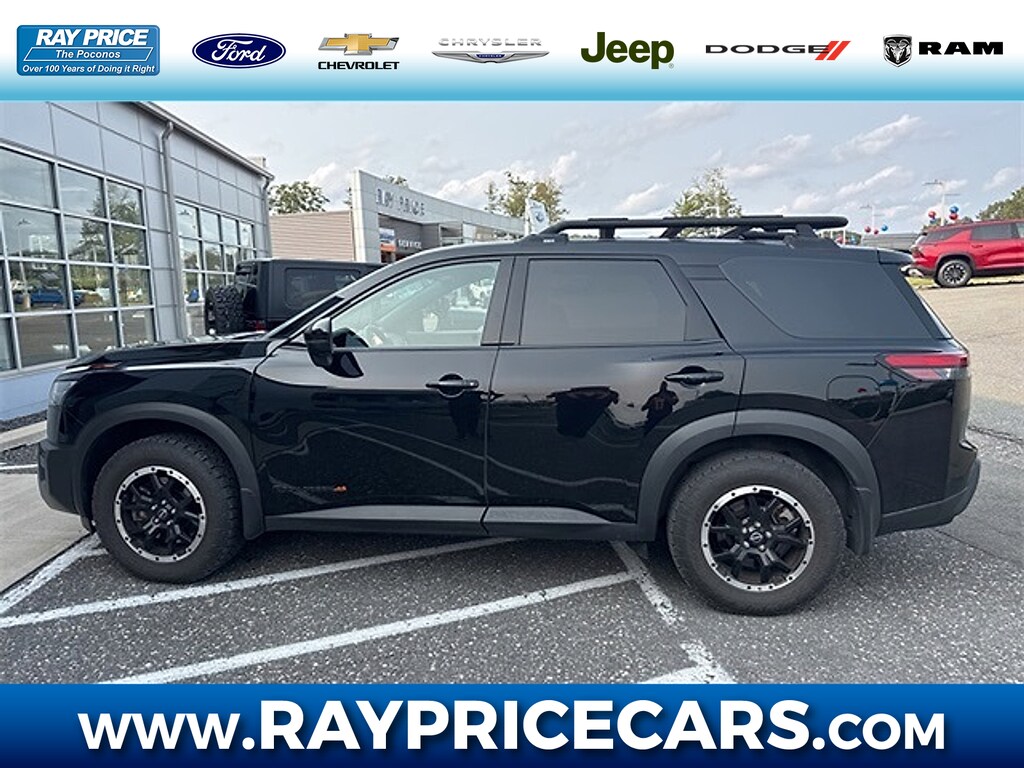Used 2024 Nissan Pathfinder Rock Creek SUV