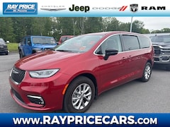 2024 Chrysler Pacifica Touring L Van Passenger Van