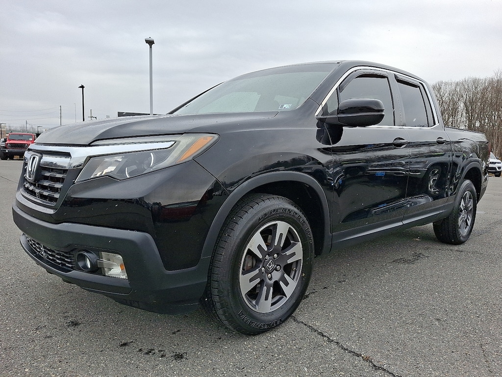 Used 2017 Honda Ridgeline RTL AWD Truck Crew Cab