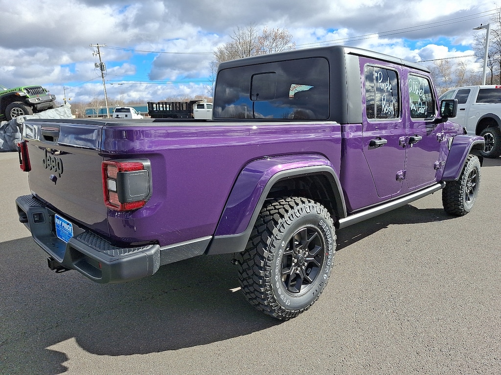 New 2026 Jeep Gladiator Willys 4x4 Pickup