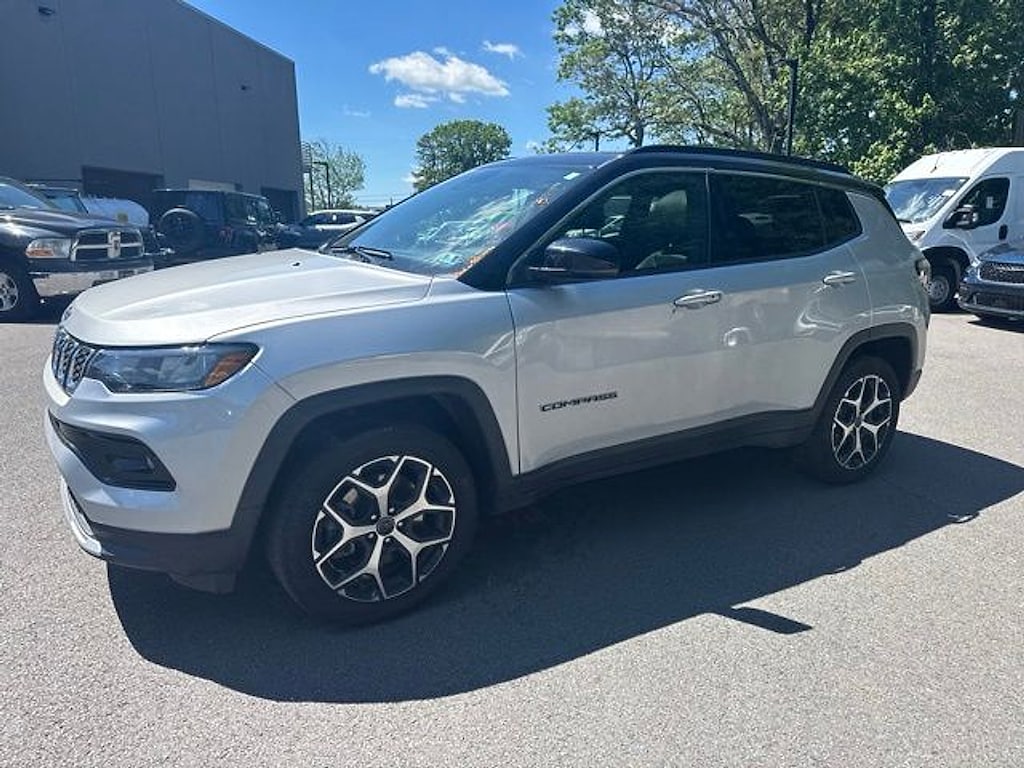 Used 2025 Jeep Compass Limited SUV