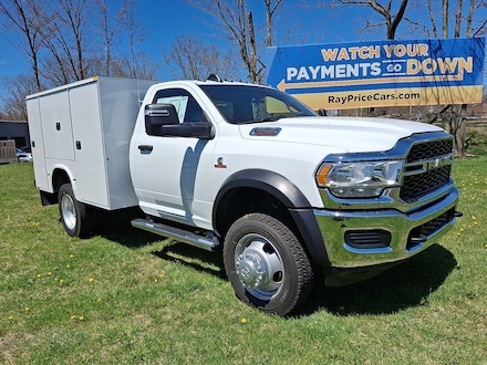 2024 Ram 5500 Chassis Tradesman/SLT Pickup