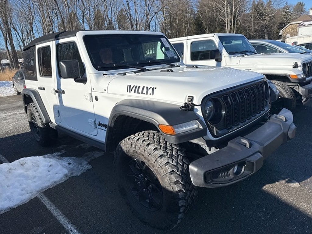 Used 2024 Jeep Wrangler Sport SUV