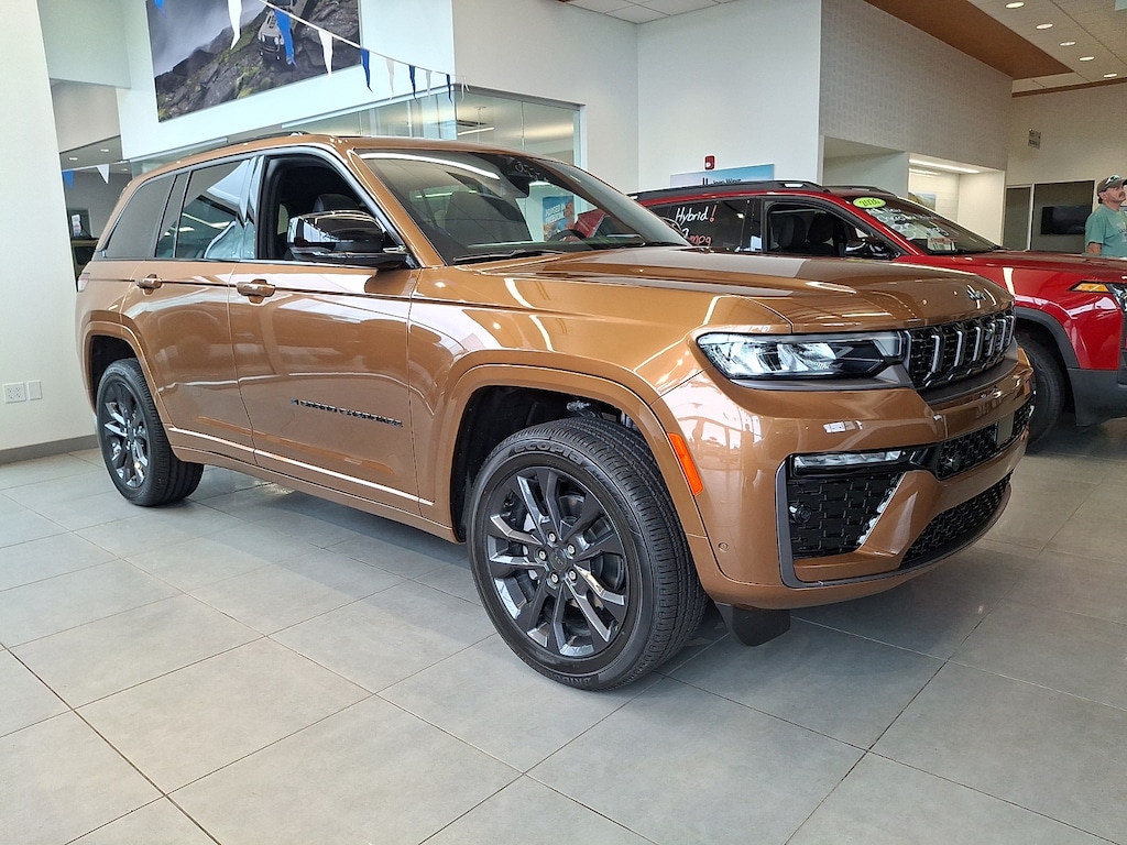 New 2026 Jeep Grand Cherokee Limited Reserve 4x4 Sport Utility