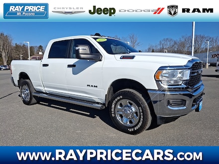 2024 Ram 3500 Big Horn Truck Crew Cab