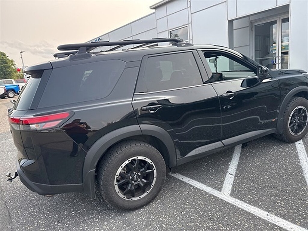 Used 2024 Nissan Pathfinder Rock Creek SUV