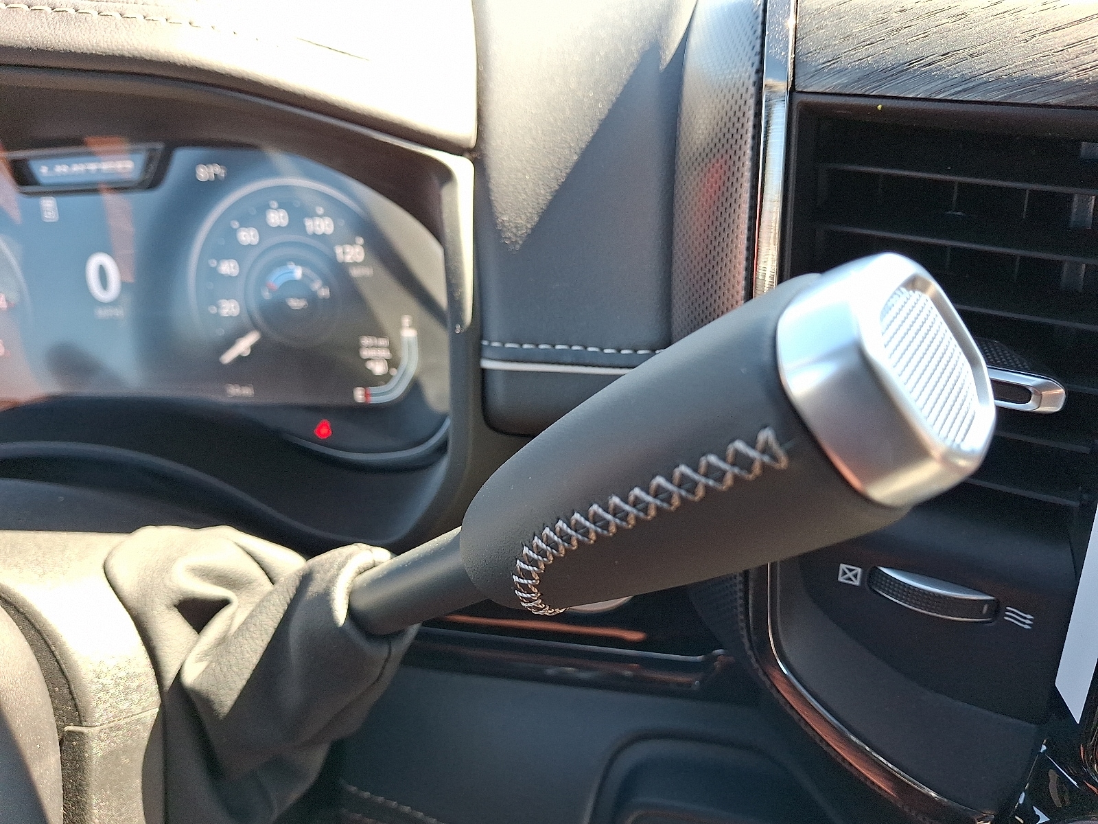 2026 RAM 2500 Limited - Photo 11