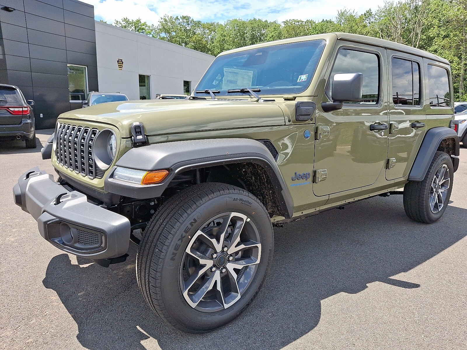2025 Jeep Wrangler 4xe Sport S photo 2