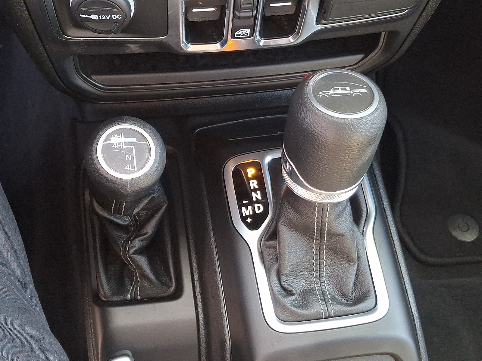 2025 Jeep Gladiator Sport - Photo 14