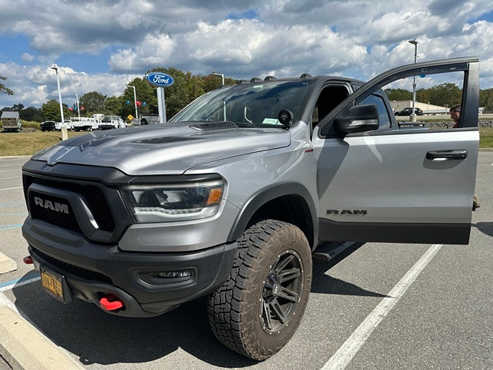 2022 Ram 1500 Rebel photo 3