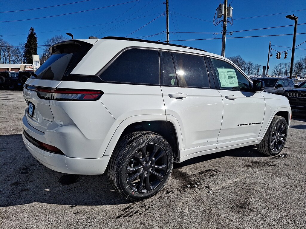 New 2026 Jeep Grand Cherokee Limited Reserve 4x4 Sport Utility