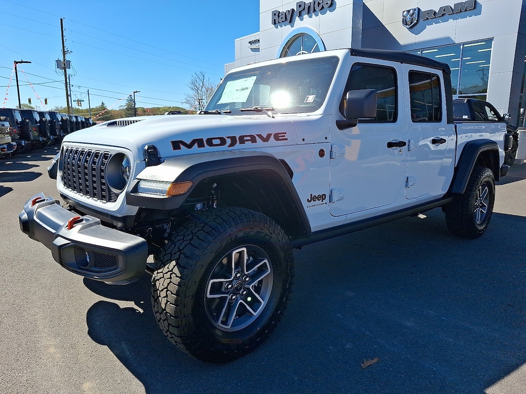 New 2025 Jeep Gladiator Mojave Pickup