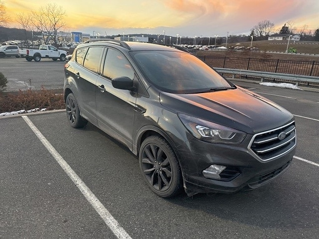 Used 2019 Ford Escape SE SUV