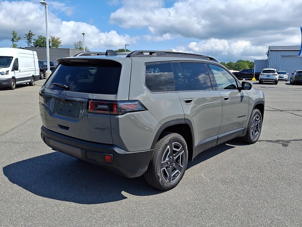 New 2026 Jeep Cherokee Laredo 4x4 Sport Utility