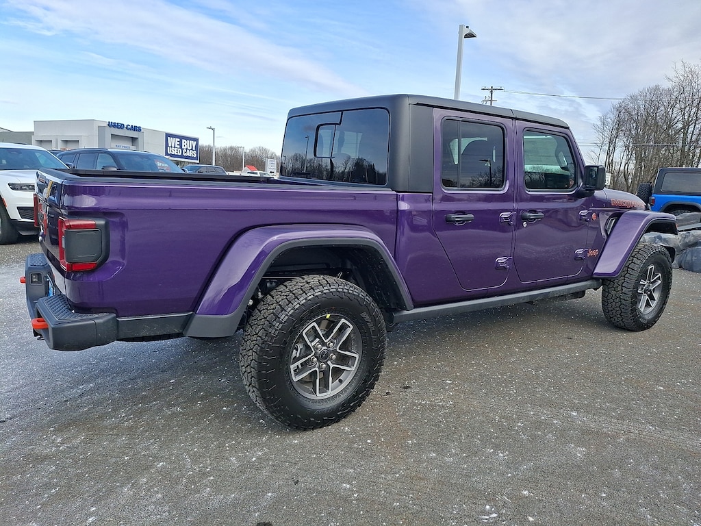 New 2026 Jeep Gladiator Mojave 4x4 Pickup