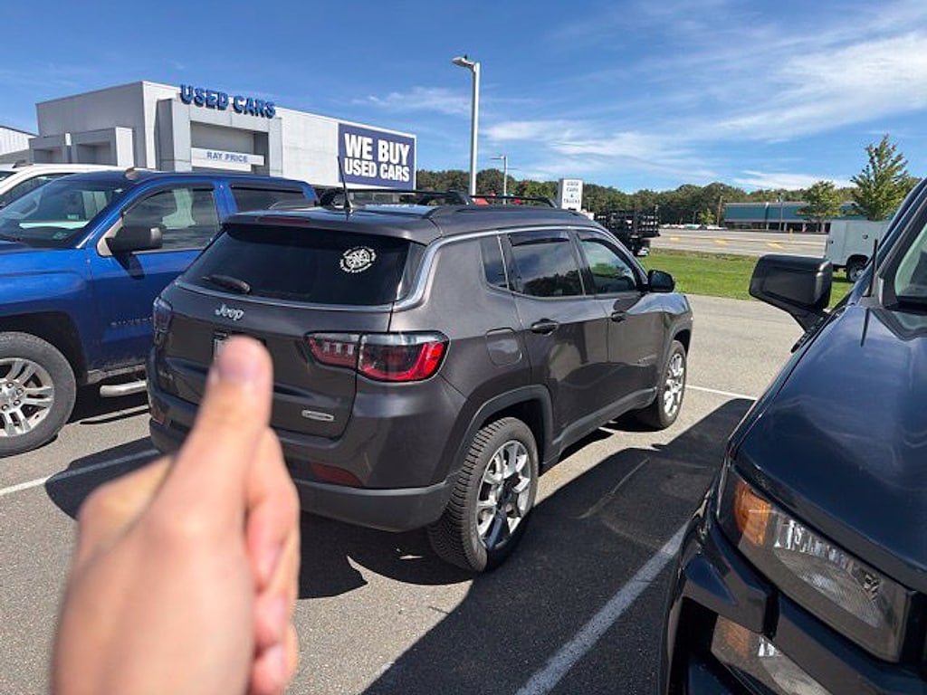 Used 2022 Jeep Compass Latitude Lux SUV