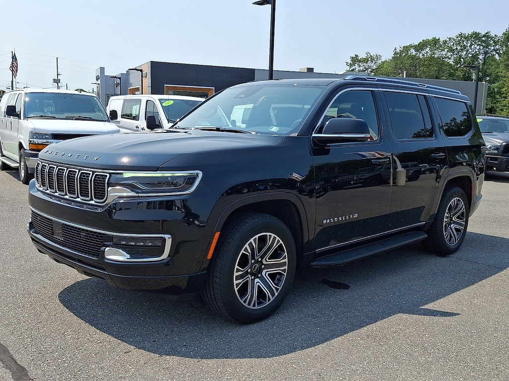 Certified 2025 Jeep Wagoneer Base SUV