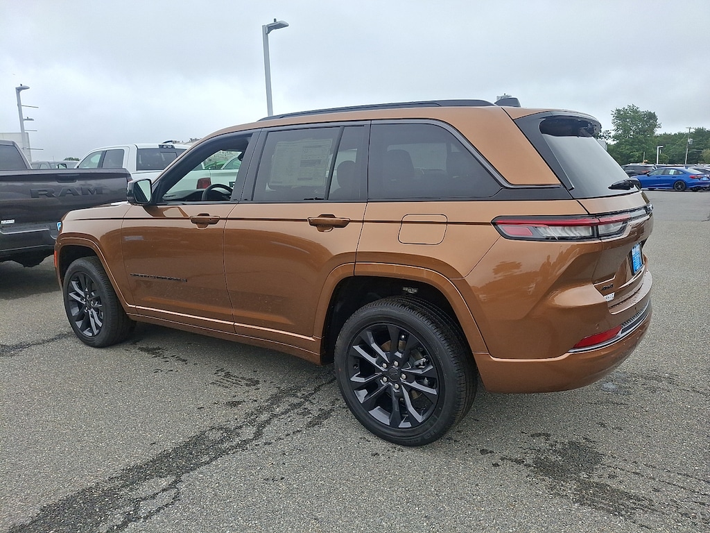 New 2026 Jeep Grand Cherokee Limited Reserve 4x4 Sport Utility