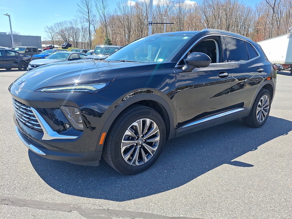 Certified 2025 Buick Envision Preferred SUV