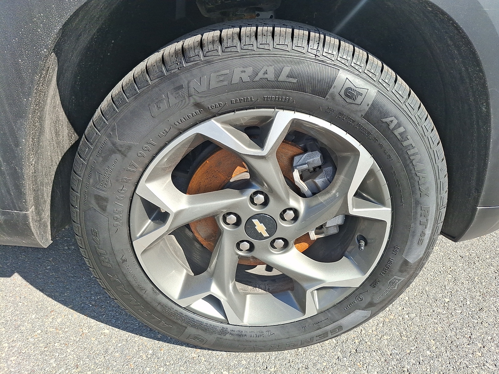 2024 Chevrolet Trax LT - Photo 8