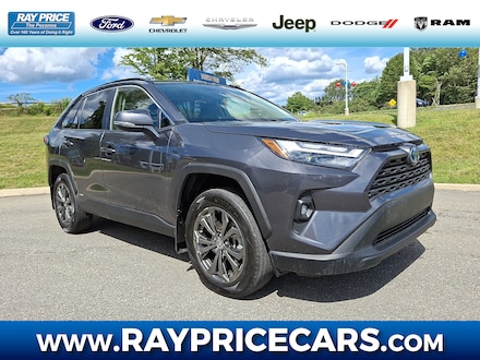 2022 Toyota RAV4 Hybrid XLE Premium