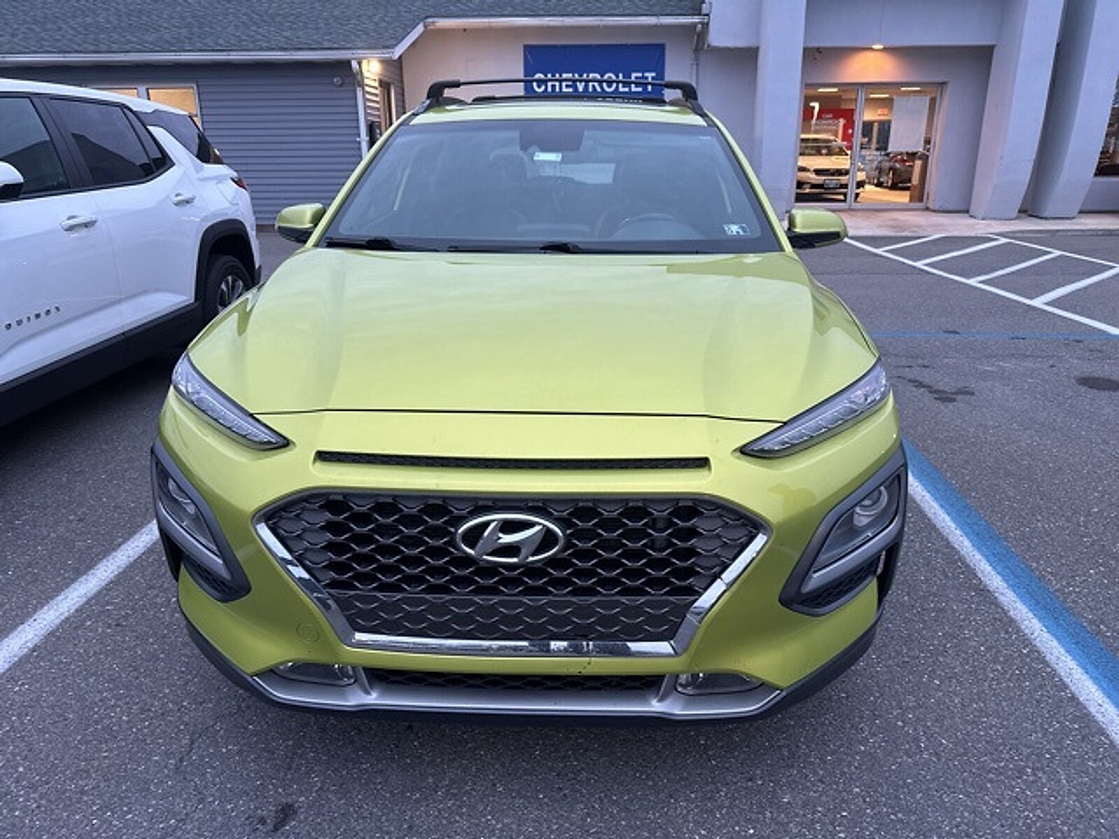 2020 Hyundai Kona Limited photo 2