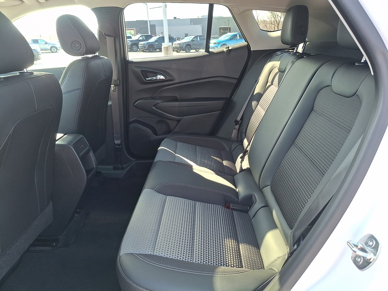 2024 Chevrolet Trax LT - Photo 10