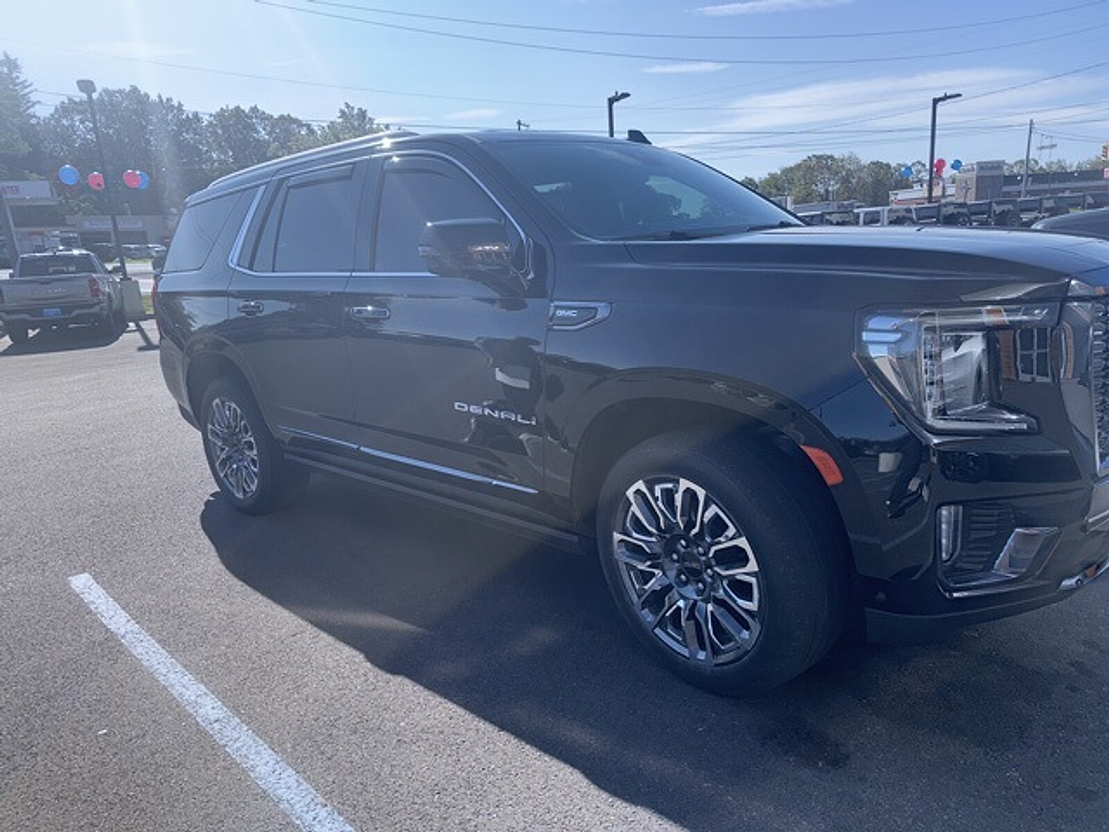 2023 Gmc Yukon Denali Ultimate photo 2