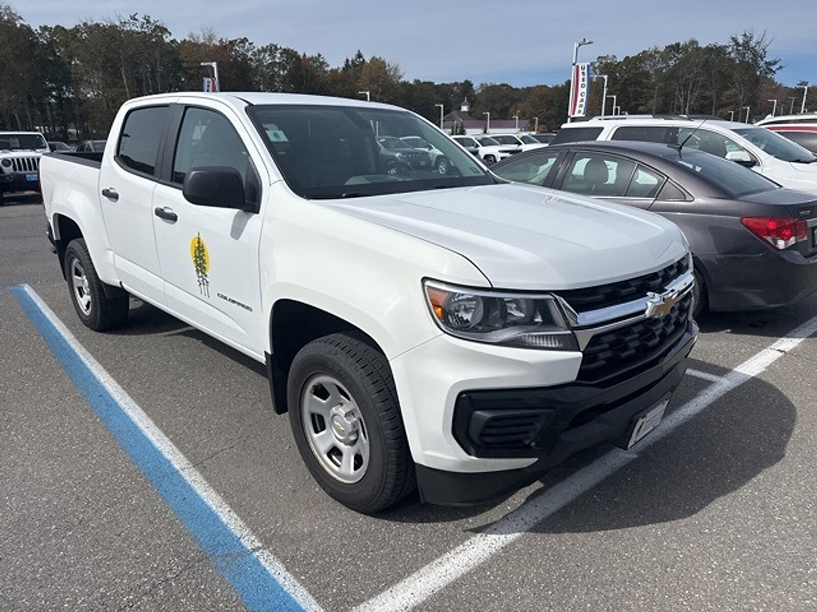2021 Chevrolet Colorado Work Truck photo 2