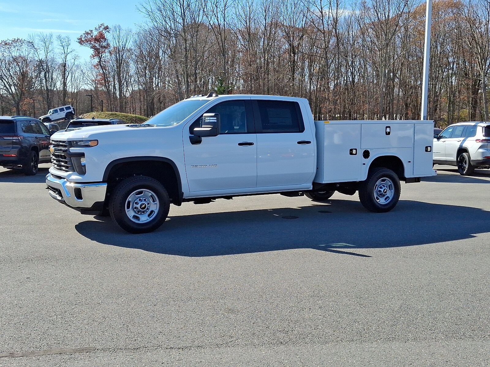 2024 Chevrolet Silverado 2500HD photo 2