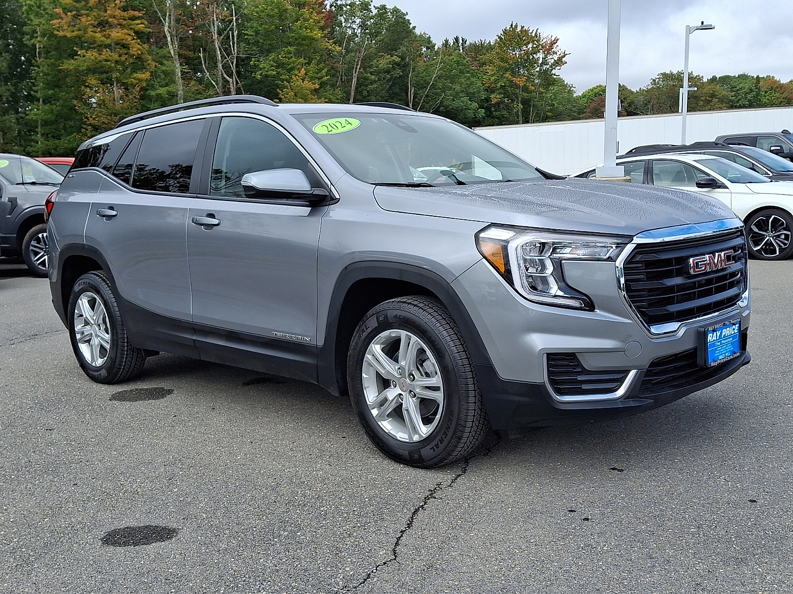 2024 GMC Terrain SLE SUV