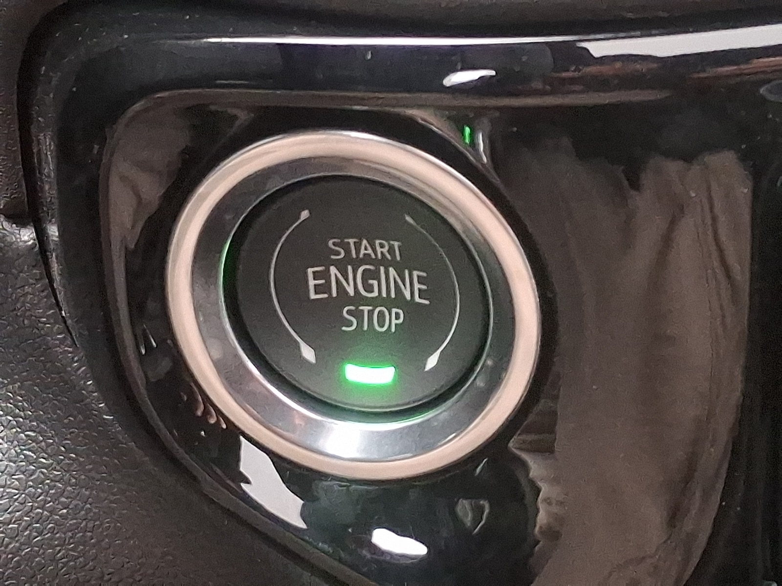 2026 Chevrolet Silverado 1500 ZR2 - Photo 16