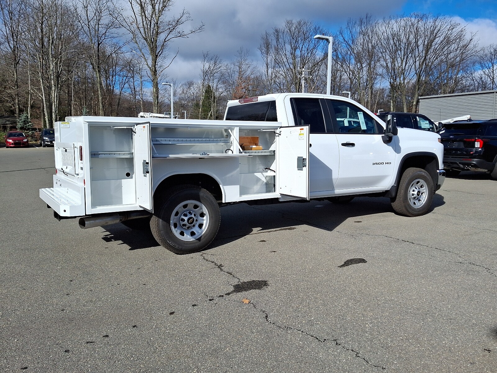 2025 Chevrolet Silverado 3500HD photo 4